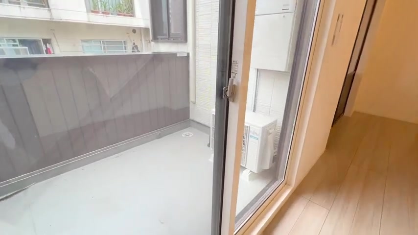 1LDK賃貸アパート内見のバルコニー(室内・外観の様子)