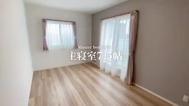 28坪の家の主寝室（室内・外観の様子）