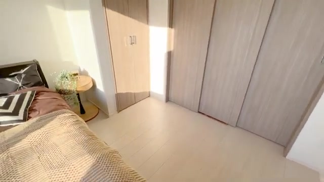 賃貸マンションの内見の洋室4.4帖(室内・外観の様子)