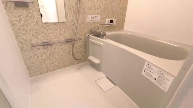 友達とルームシェアOKの物件のお風呂（室内・外観の様子）
