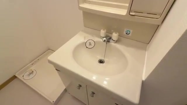 RJR南福岡の洗面室（室内・外観の様子）