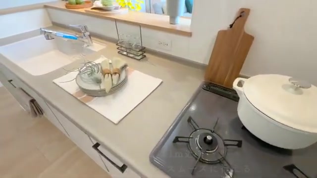 小平市の3LDKの独立キッチン(室内・外観の様子)