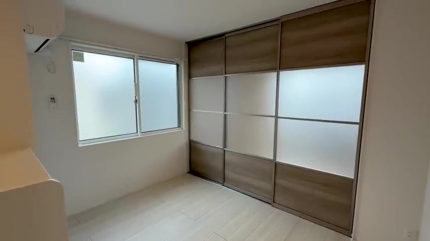 広島市南区の1LDKのリビングダイニング(室内・外観の様子)