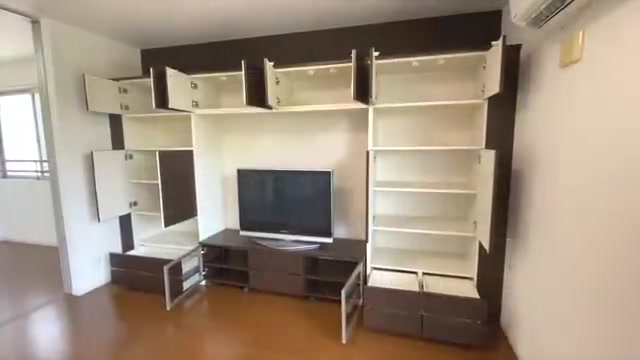 賃貸物件の内見動画のシステムファーニチャー（室内・外観の様子）