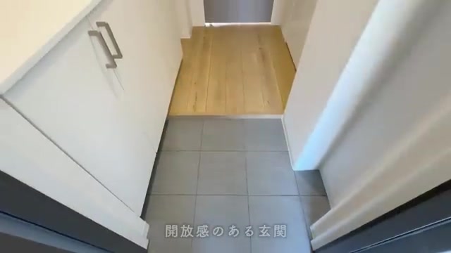 クラス天文館の玄関（室内・外観の様子）