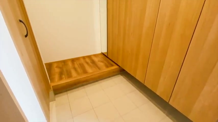 ヌック×吹き抜け×ウッディーの玄関（室内・外観の様子）