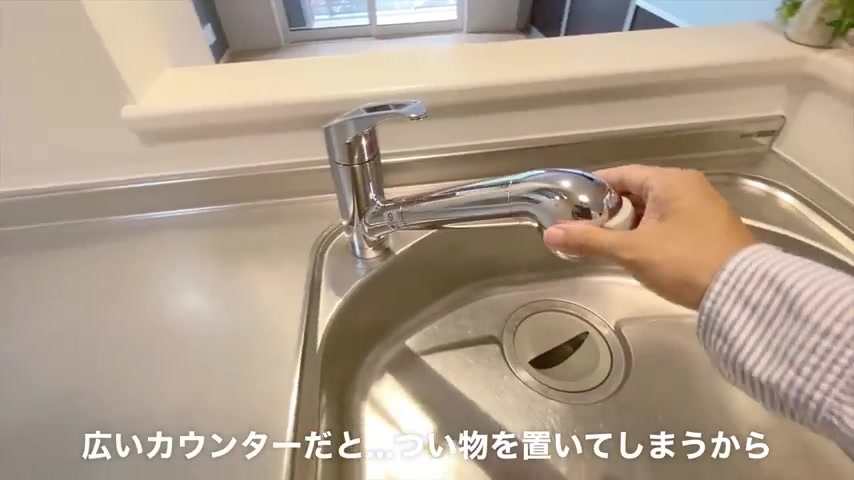 賃貸アパートの内見のリビングダイニング（室内・外観の様子）
