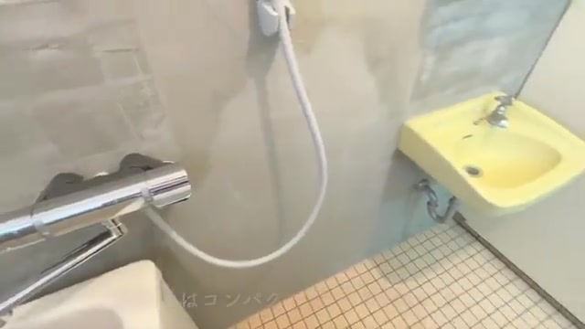 オレンジハイツの洗面室（室内・外観の様子）