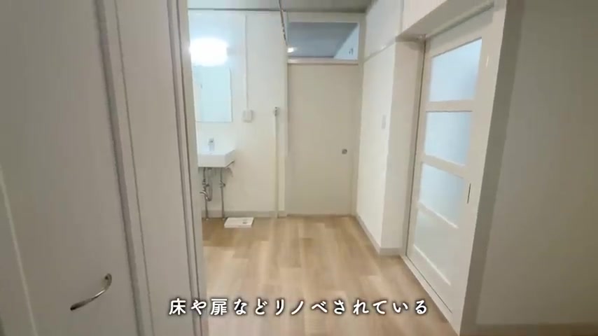 平城第二団地の玄関（室内・外観の様子）