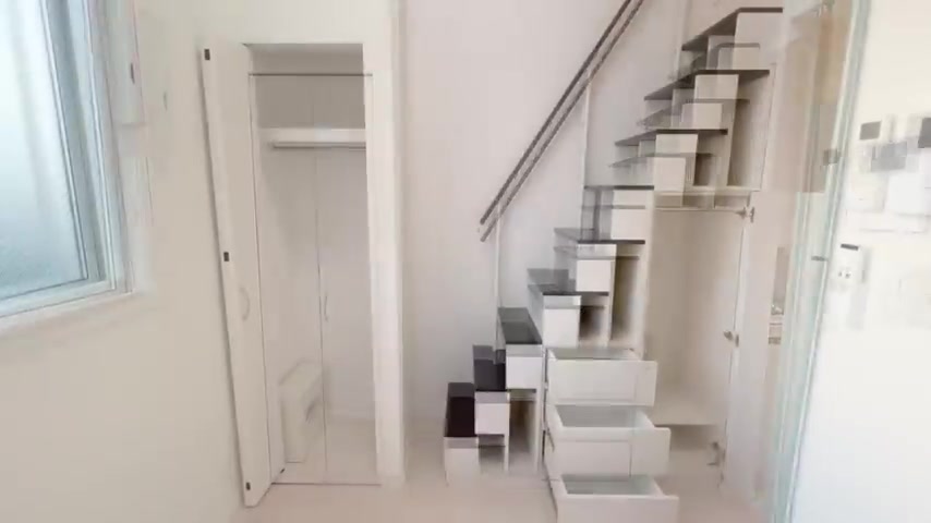 賃貸アパートのお部屋内見のロフト階段・収納（室内・外観の様子）