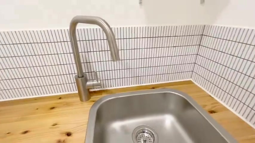 賃貸アパートお部屋内見のキッチン(室内・外観の様子)