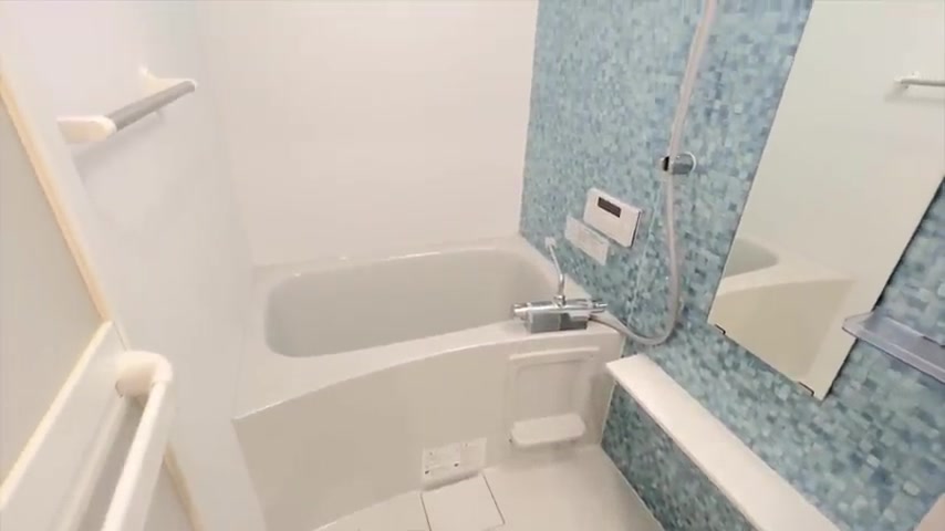 賃貸マンションの内見のお風呂（室内・外観の様子）