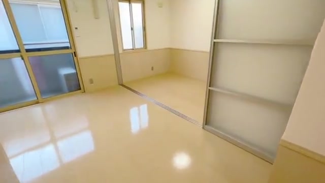 賃貸アパートの内見のリビング(室内・外観の様子)