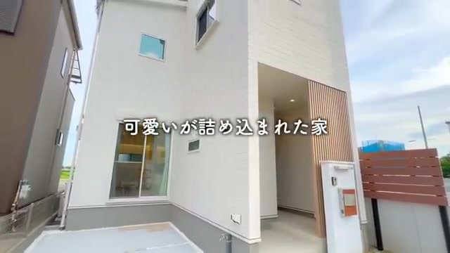 白で統一×巨大カップボード×カントリーテイストな家の外観（室内・外観の様子）