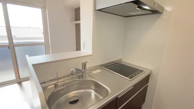 賃貸物件の内見動画のキッチン(室内・外観の様子)