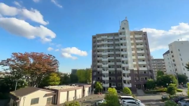 サンラフレ百合ヶ丘のベランダ（室内・外観の様子）