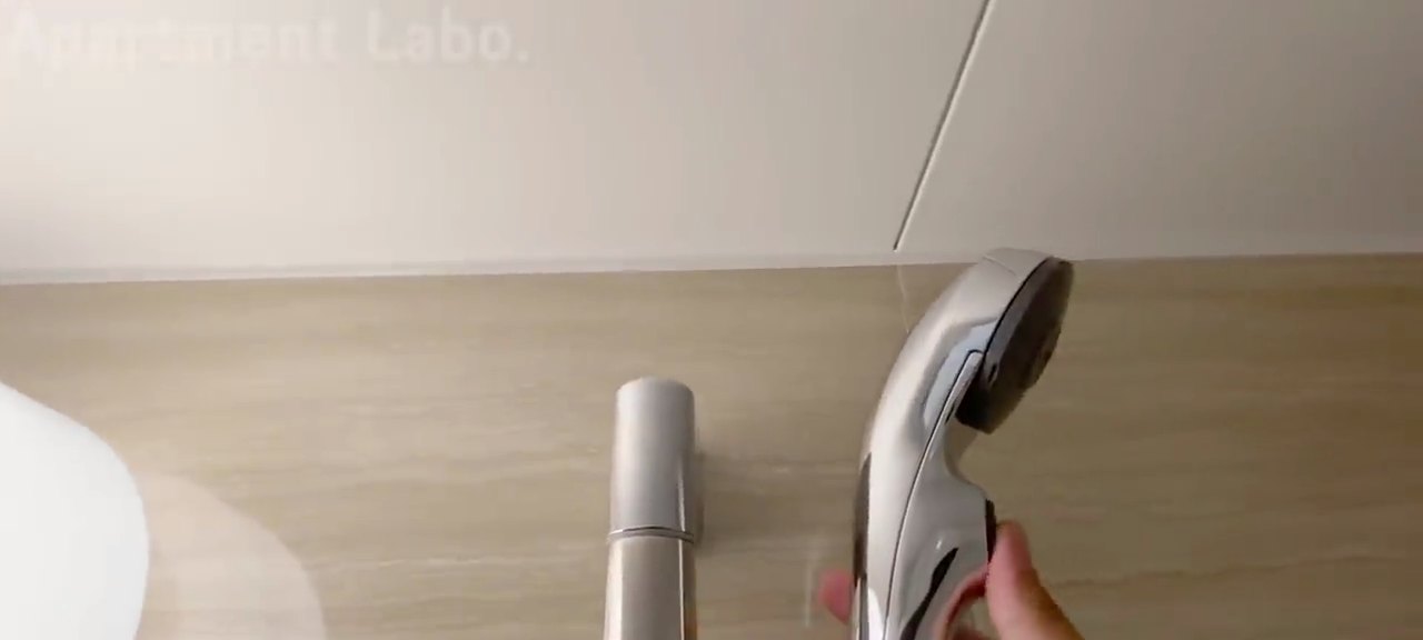 セコム無料でセキュリティ設備充実の内見動画 2:22の場面