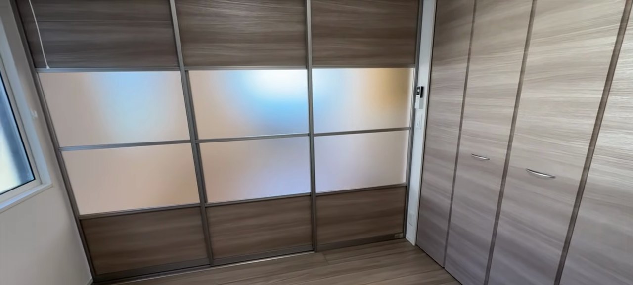 広島県の賃貸アパートの内見動画 14:14の場面