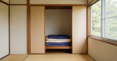 実家の片付け・遺品整理の費用相場｜業者に頼む前の手順と業者の見分け方