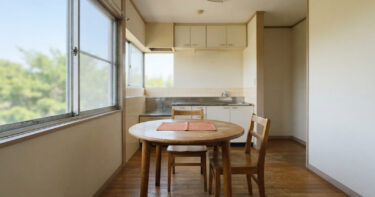 リースバックとは？｜親が住み続けて実家を現金化する仕組みと注意点