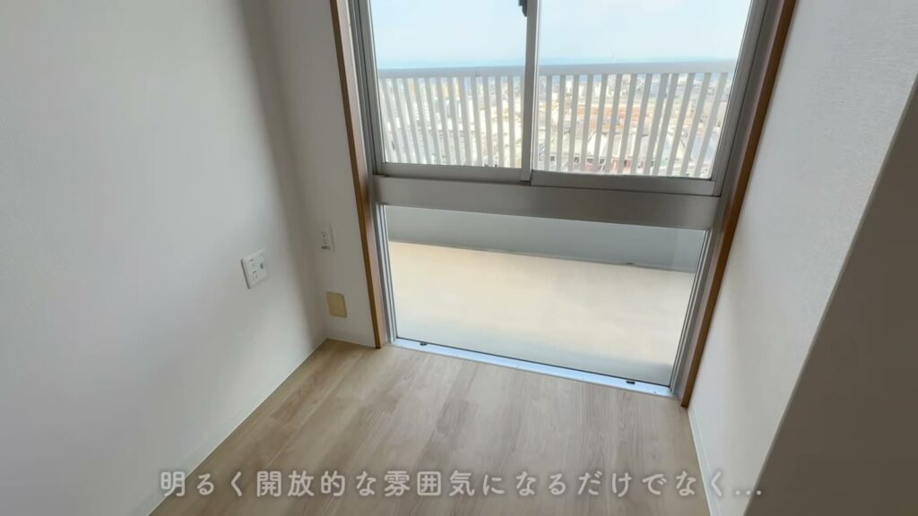 キャナルタウンウェスト 3LDKの床までの窓