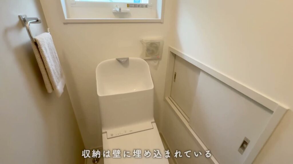 兼六パークタウン花小金井42号棟 3LDKの壁の収納