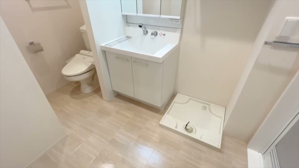 広島市南区の1K 1Kのトイレと洗面所