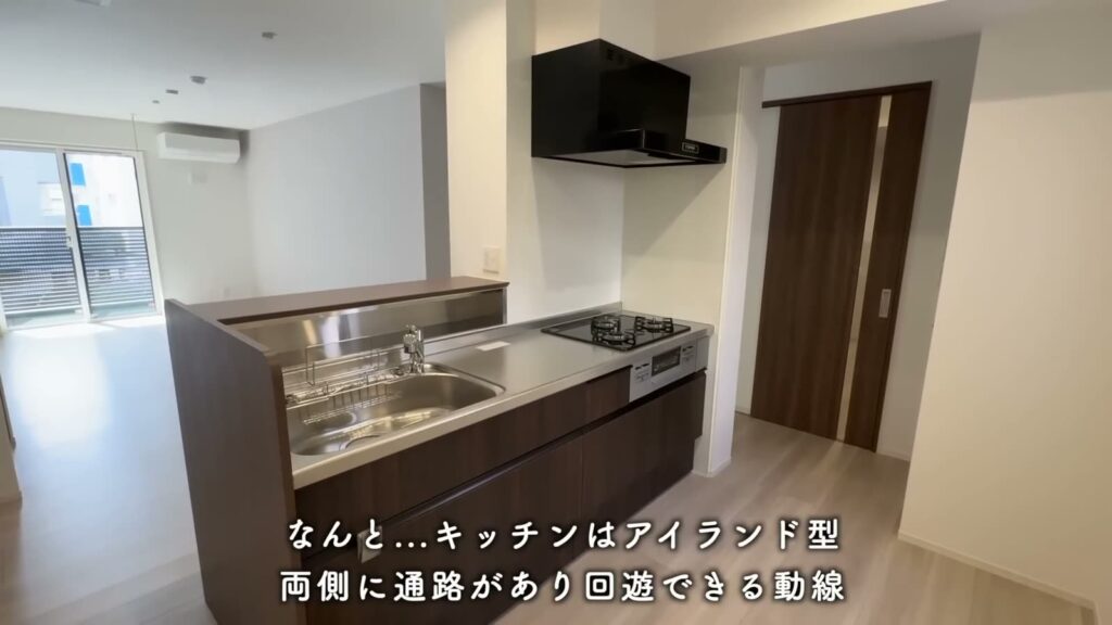 グラングレース 2LDKのアイランドキッチン