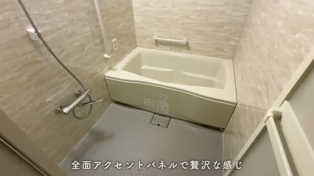コンフォール鶴瀬 1LDK＋αの浴室