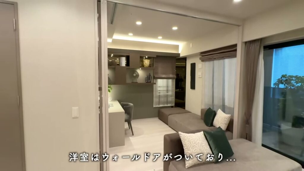 マストスクエア千種神田町 3LDKのウォールドア