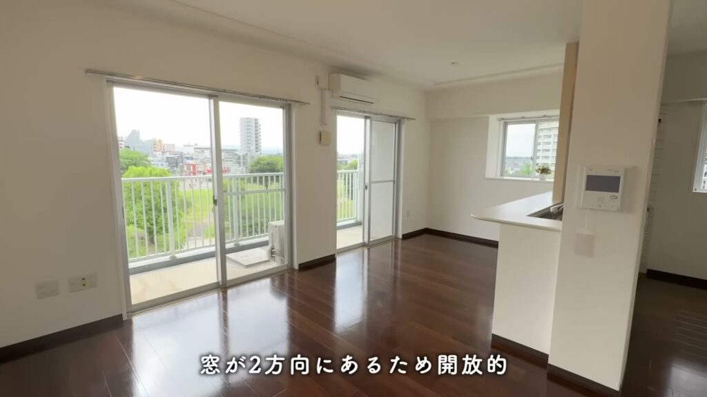 コンフォール上野台 2LDKのLDKの窓