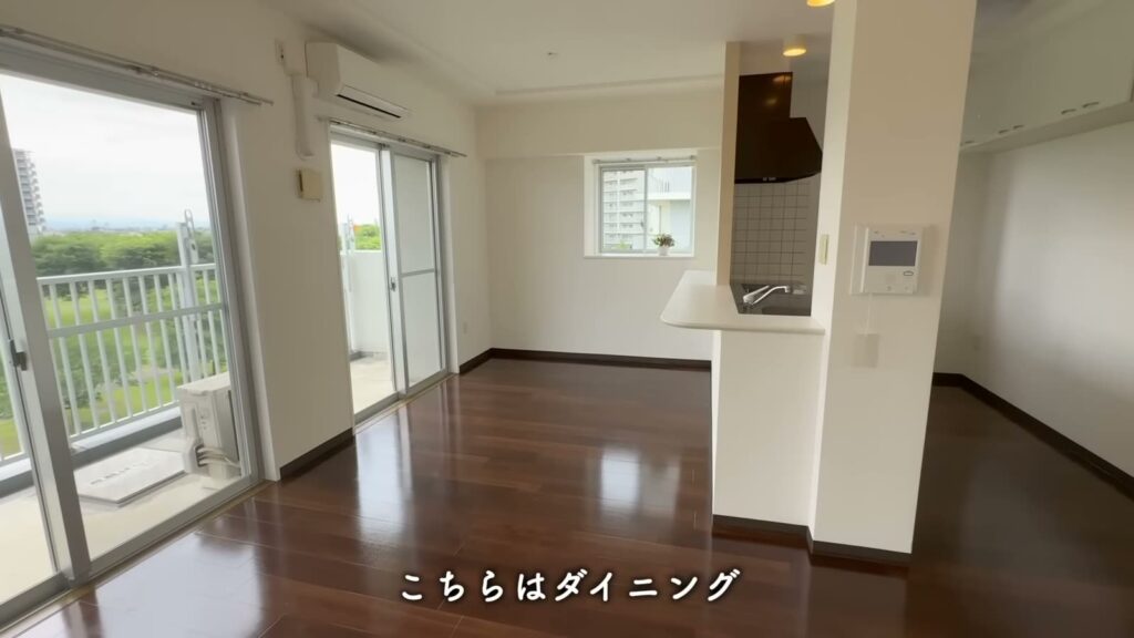 コンフォール上野台 2LDKのダイニング