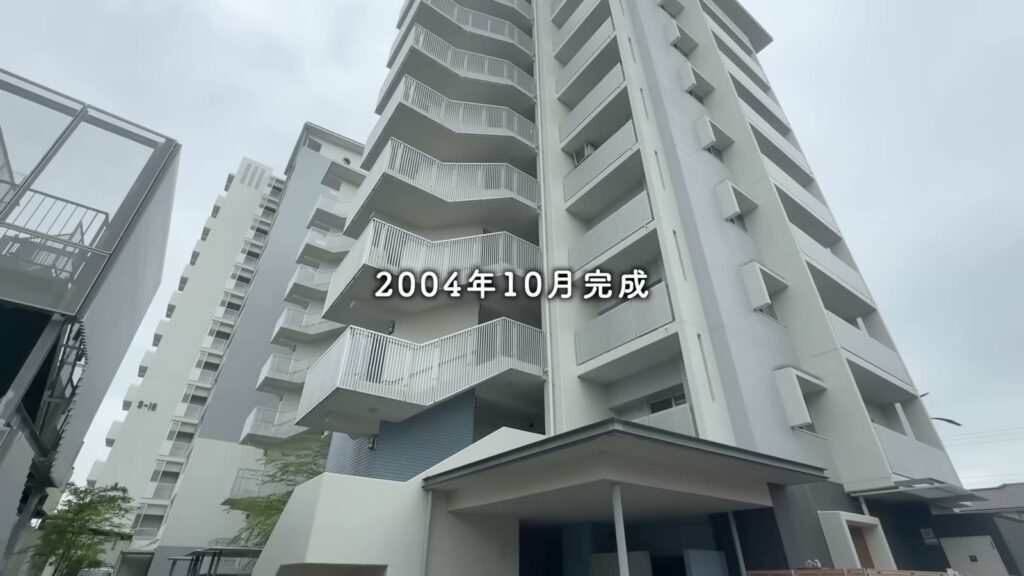 シャレール東豊中 2DKの見学した住棟