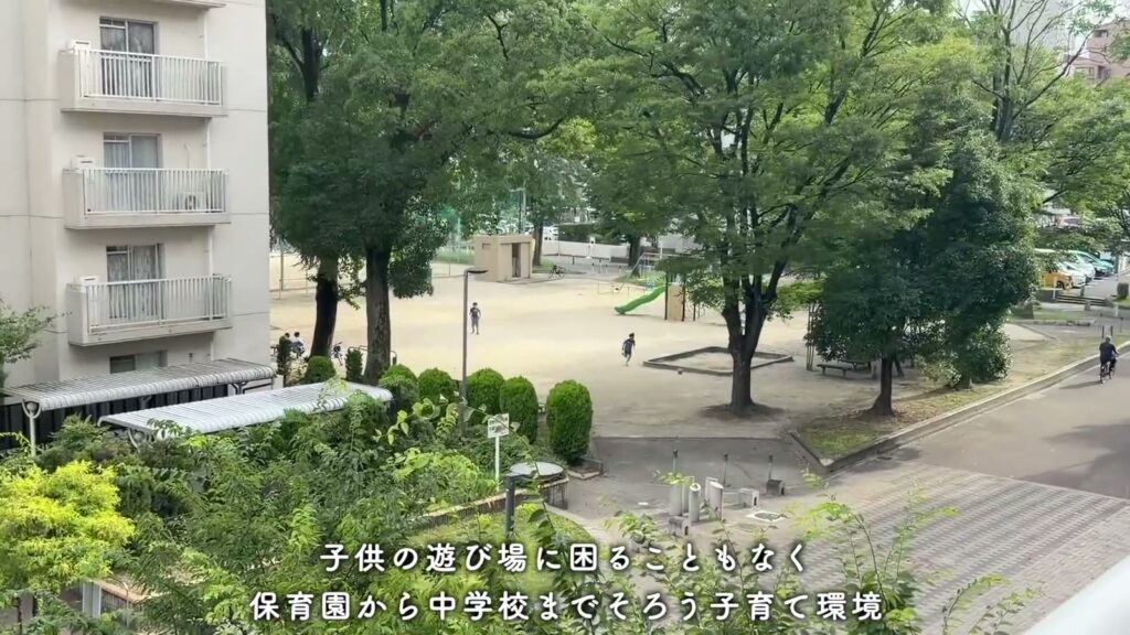 アーバンラフレ志賀 2LDKの眼下の公園