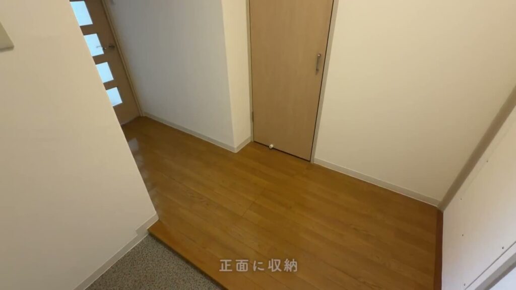 一社東 1LDKの玄関ホール