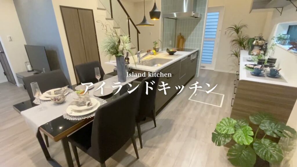 ファインステージ京田辺・興戸（敷島住宅モデルハウス） 3LDKのアイランドキッチン