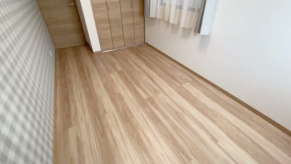 ラフィネフォート寝屋川 葛原新町6号地 3LDKの洋室5.63帖の床