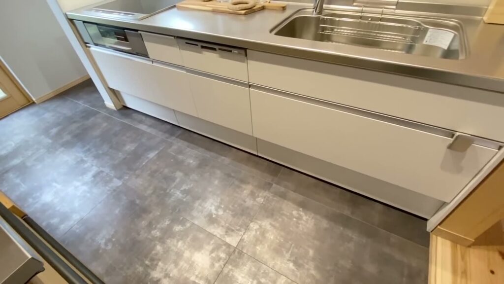 宮園の家 3LDKのシンクとコンロ