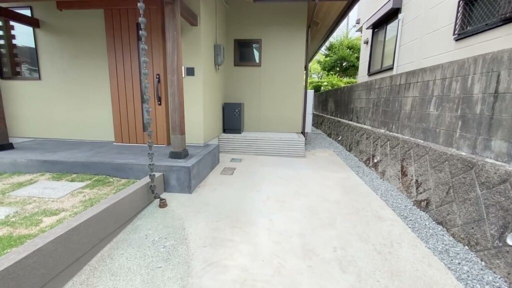 宮園の家 3LDKの玄関まわり
