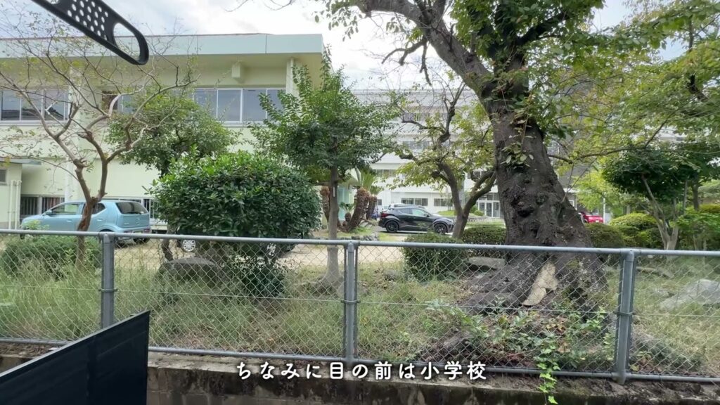 ヴィーブル石田 2LDKの小学校