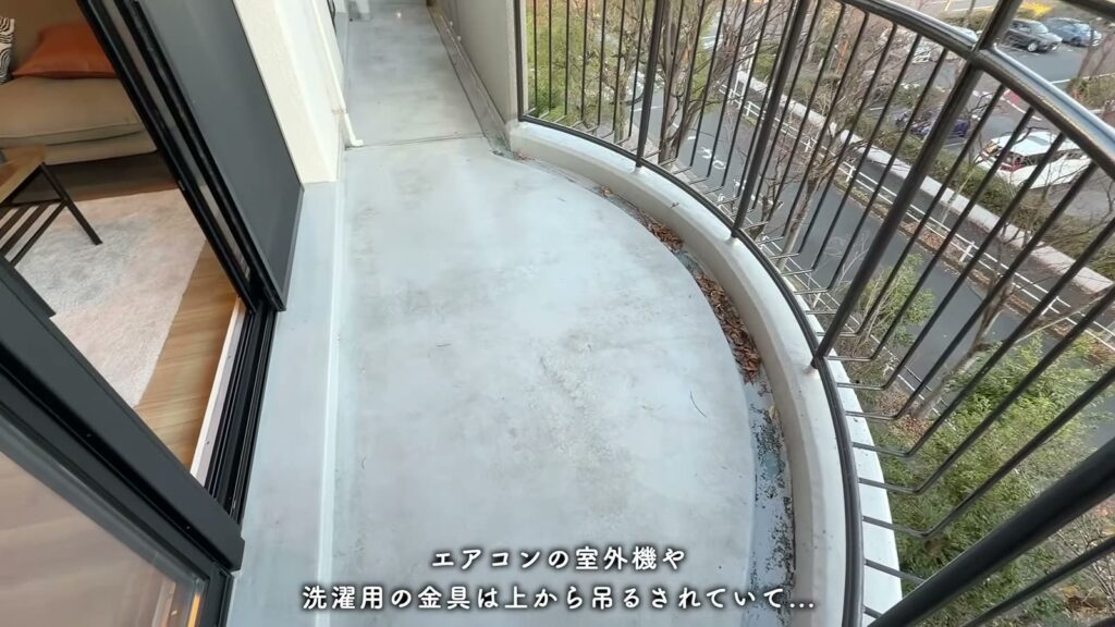 神宮東パークハイツ 3LDKのカーブしたバルコニー