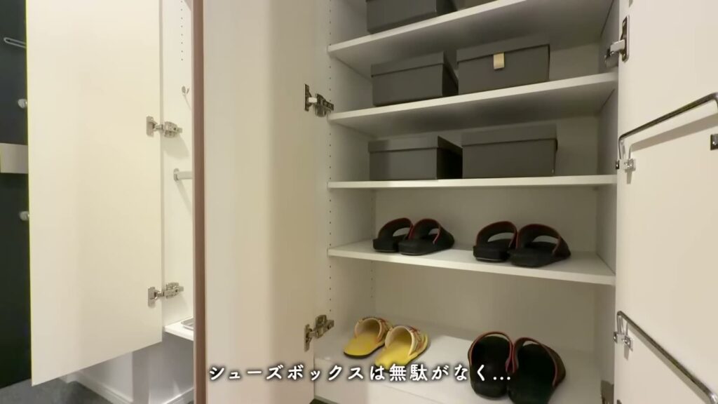 レ・ジェイド南港 3LDKのシューズボックス