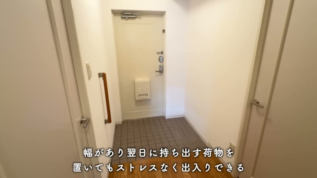 アーバンラフレ小幡 3LDKの玄関の奥行き