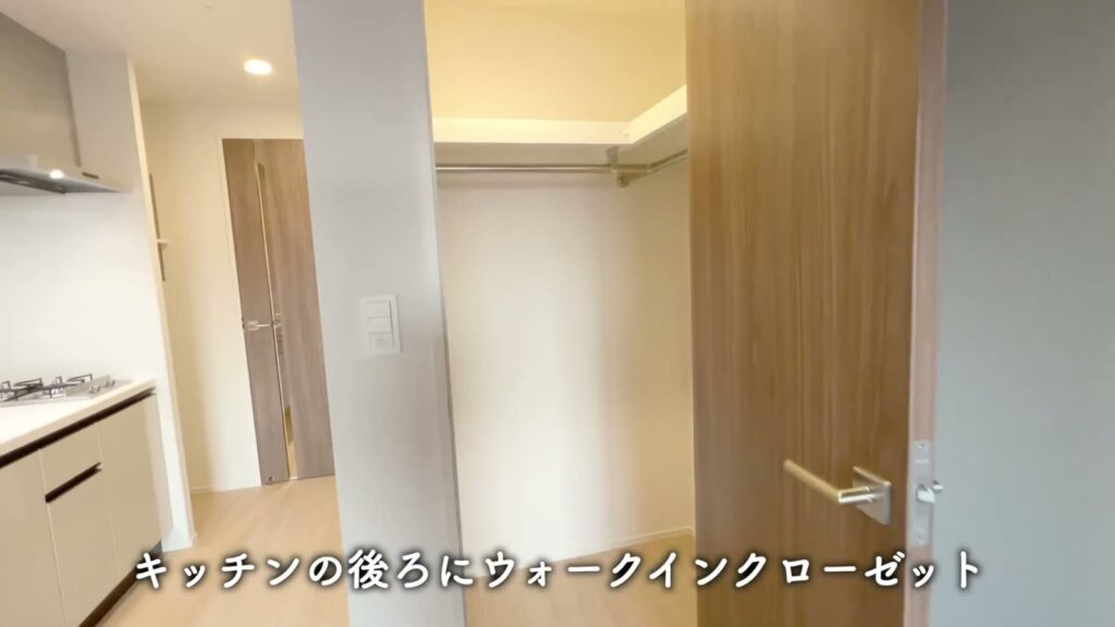 RJRプレシア江坂駅前 1Kのウォークインクローゼット