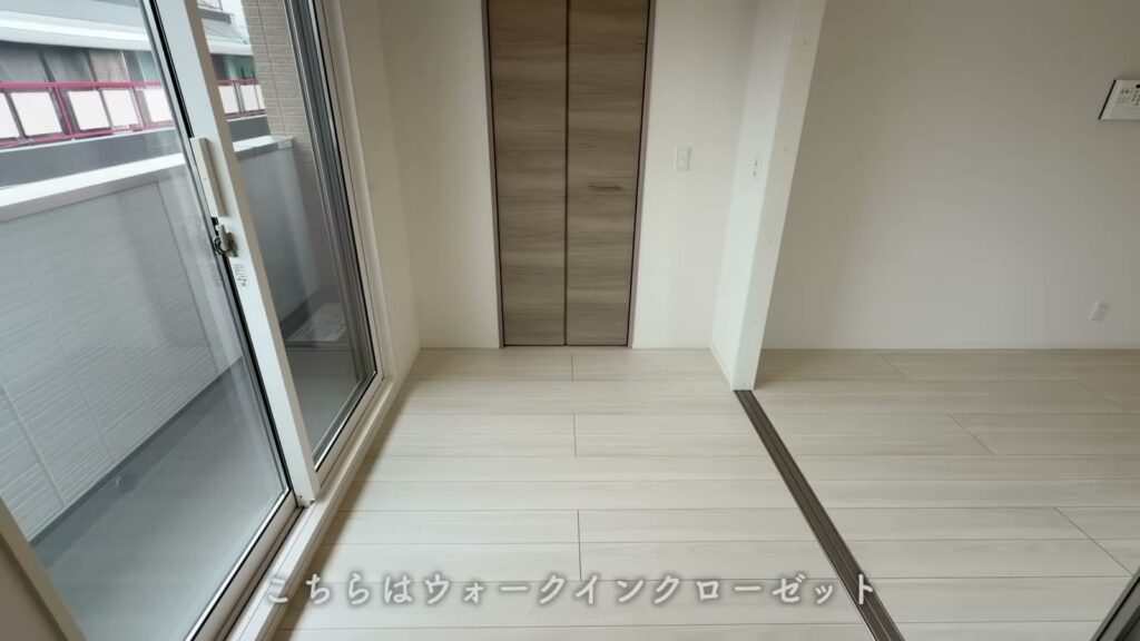 トリシア・ヒナ 1LDKのウォークインクローゼット