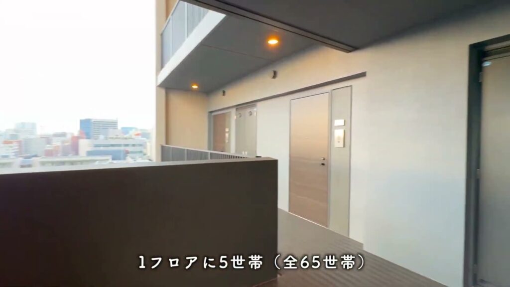 RJRプレシア高砂 2SLDKの廊下の眺め