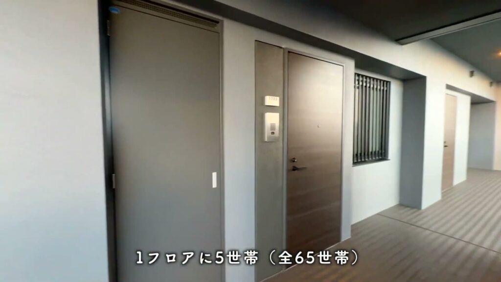 RJRプレシア高砂 2SLDKの玄関ドア