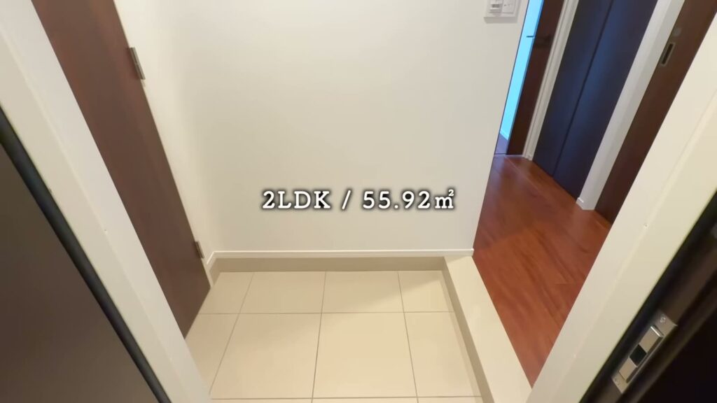 RJRプレシア六本松 2LDKの玄関