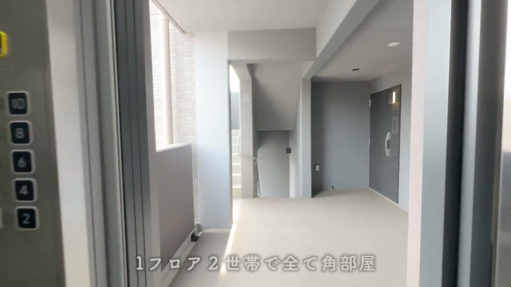 RJRクオーレ六本松 1LDKの共用廊下
