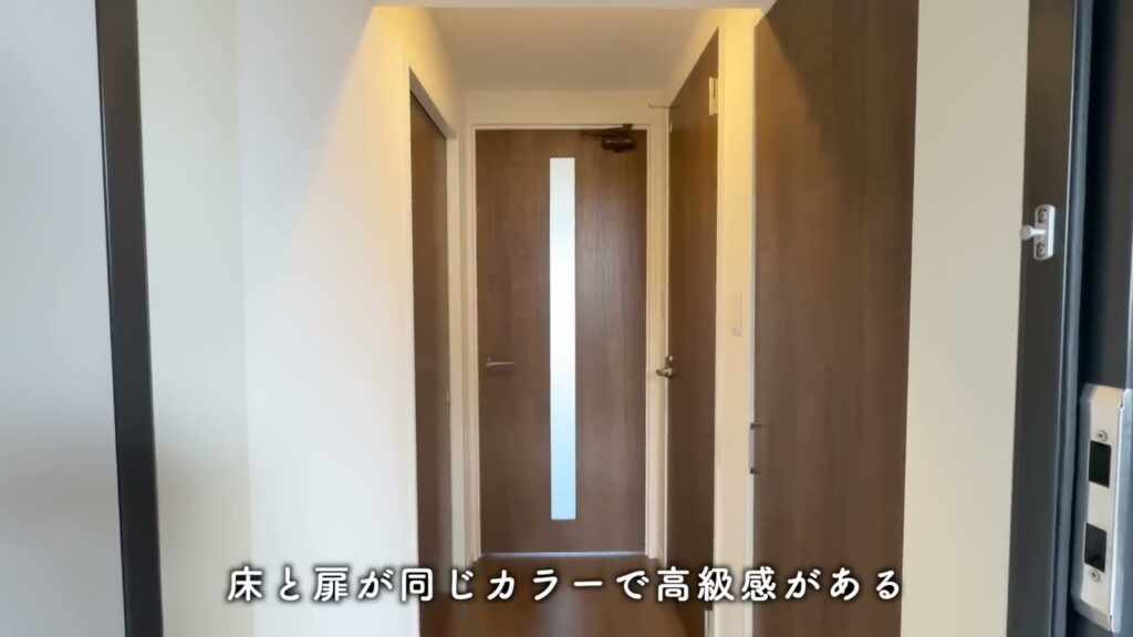 RJRクオーレ六本松 1LDKの玄関